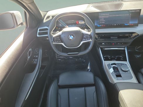 Used 2025 BMW 330i Sedan RWD image 10