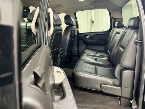 Used 2014 Chevrolet Silverado 3500 LTZ w/ LTZ Plus Package AWD/4WD image 17