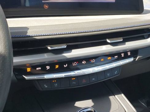 Used 2024 Cadillac XT4 Sport FWD image 20
