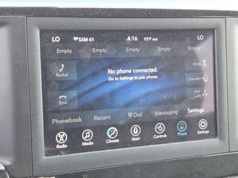 Used 2019 Chrysler Pacifica Touring-L FWD image 3