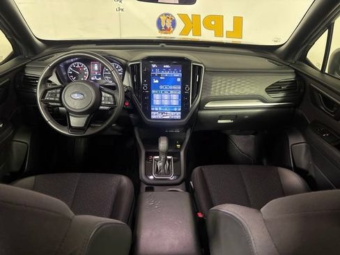 Used 2025 Subaru Forester Premium AWD/4WD image 22