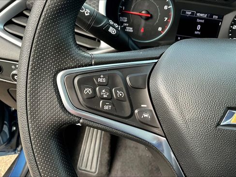 Used 2024 Chevrolet Malibu LT image 11