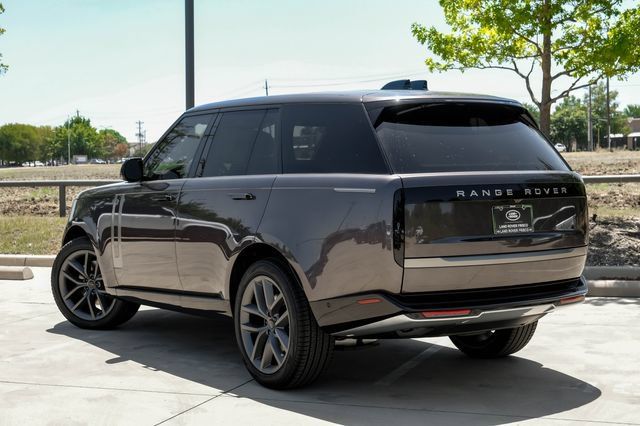 New 2026 Land Rover Range Rover SE AWD/4WD image 13