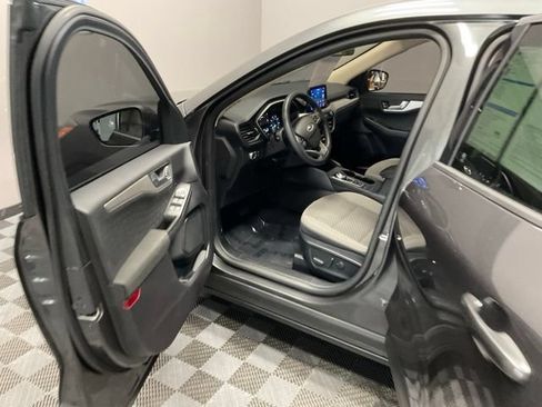 Used 2020 Ford Escape SE AWD/4WD image 14