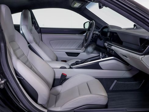 Certified 2021 Porsche 911 Turbo S image 8