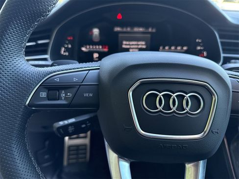 Used 2023 Audi SQ8 Prestige image 25