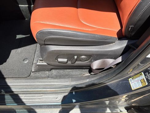 Used 2023 Kia Carnival SX FWD image 13