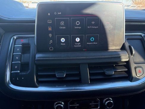 Used 2023 GMC Yukon XL AT4 w/ AT4 Premium Package image 11