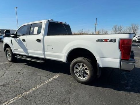 Used 2022 Ford F350 XLT w/ XLT Value Package AWD/4WD image 6