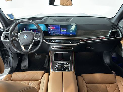 New 2026 BMW X5 xDrive50e w/ Executive Package AWD/4WD image 2
