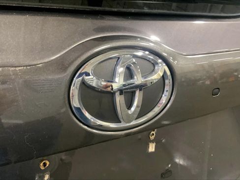 Used 2015 Toyota Highlander Limited Platinum AWD/4WD image 31