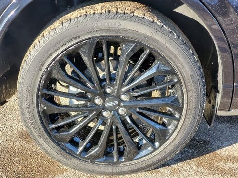 Certified 2024 Lincoln Corsair Reserve w/ Equipment Group 201A image 5