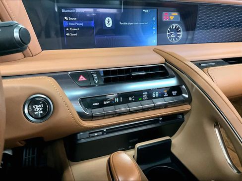 Used 2023 Lexus LC 500 Convertible w/ Touring Package RWD image 34