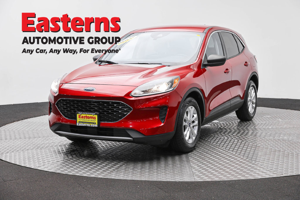 Used 2022 Ford Escape SE w/ Convenience Package FWD image 1