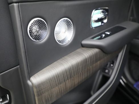 New 2026 Rolls-Royce Cullinan image 26