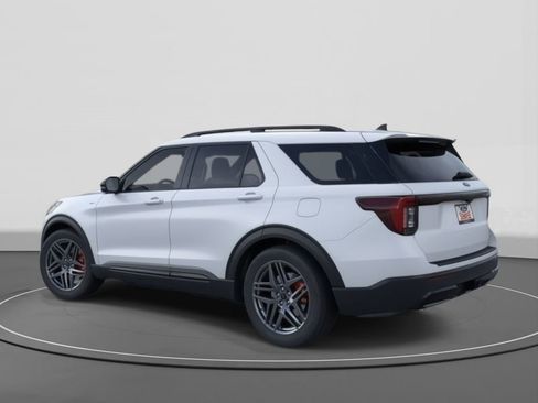 New 2026 Ford Explorer ST-Line w/ ST-Line Street Pack image 4
