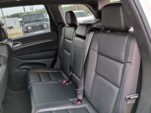 Certified 2022 Jeep Grand Cherokee Limited w/ Trailer Tow Group IV image 13