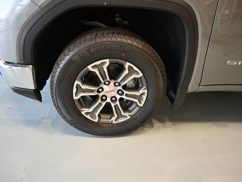 New 2026 GMC Sierra 1500 SLE image 28