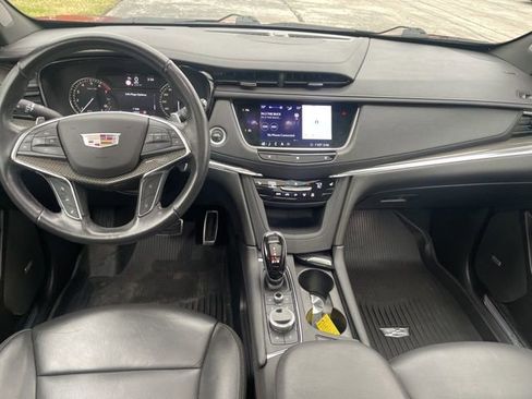 Used 2020 Cadillac XT5 Sportv w/ LPO, Floor Liner Package image 3