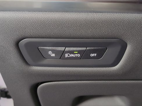 New 2026 BMW X5 sDrive40i w/ Premium Package image 16