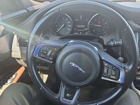 Used 2016 Jaguar XF R-Sport image 14