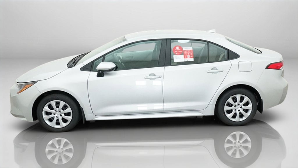 New 2027 Toyota Corolla LE FWD image 3