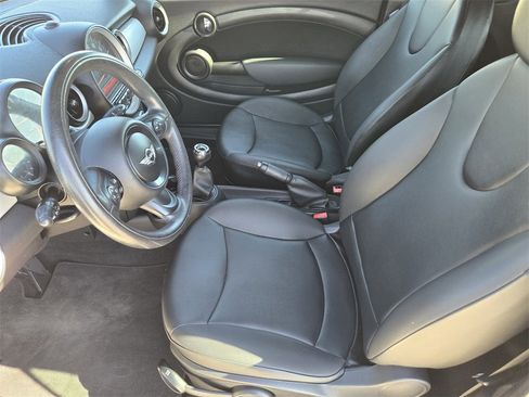 Used 2015 MINI Cooper Convertible image 11