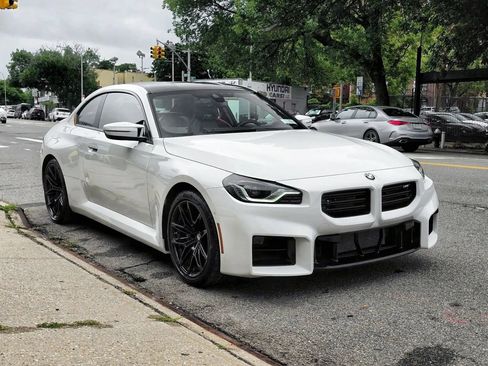 Used 2024 BMW M2 w/ Lighting Package RWD image 5