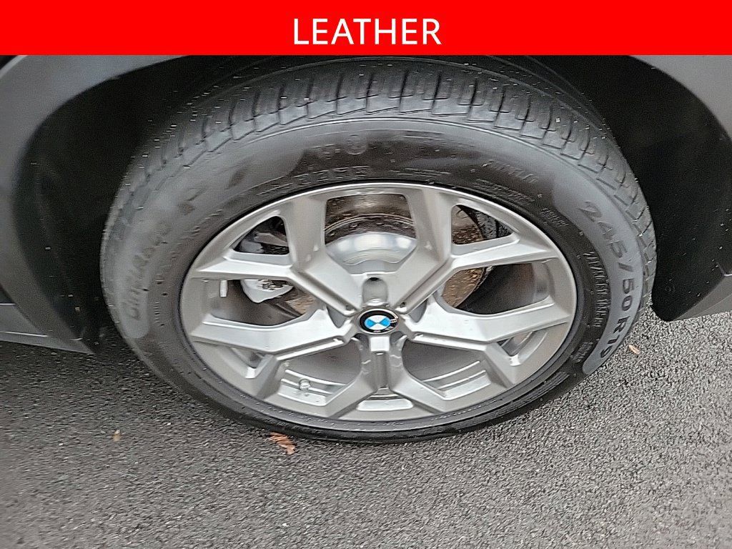 Used 2023 BMW X3 xDrive30i w/ Premium Package AWD/4WD image 5