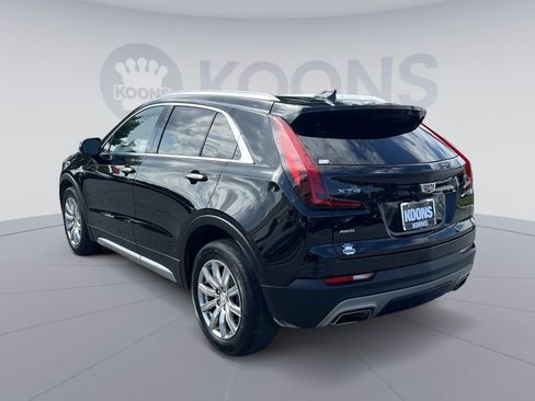 Used 2023 Cadillac XT4 Premium Luxury w/ Technology Package AWD/4WD image 4