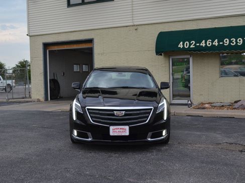Used 2019 Cadillac XTS Luxury FWD image 2
