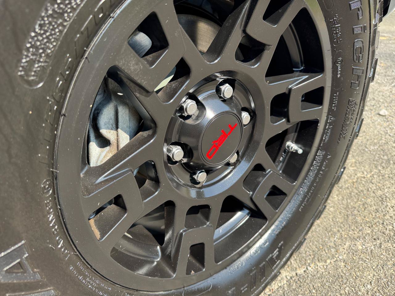 Used 2019 Toyota 4Runner TRD Off-Road Premium AWD/4WD image 8