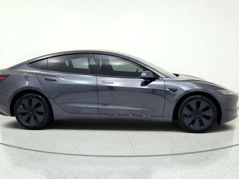 Used 2025 Tesla Model 3 RWD image 10