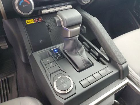 Used 2024 Toyota Tacoma SR5 w/ SR5 Upgrade Package image 29