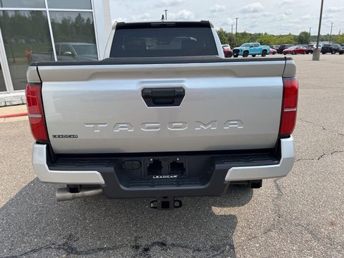 Used 2026 Toyota Tacoma SR5 RWD image 22