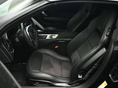 Used 2015 Chevrolet Corvette Z06 w/ 3LZ Preferred Equipment Group RWD image 35