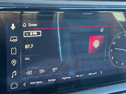 Used 2025 GMC Sierra 2500 AT4X image 17