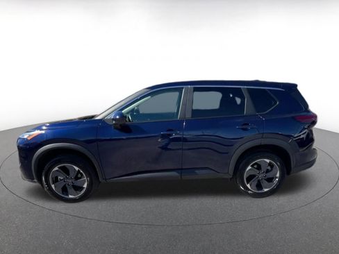 Used 2025 Nissan Rogue SV image 9