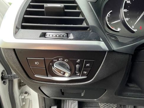 Used 2019 BMW X3 sDrive30i w/ Convenience Package RWD image 15