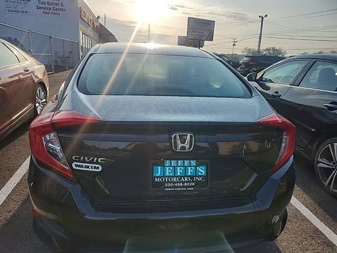 Used 2016 Honda Civic LX image 4