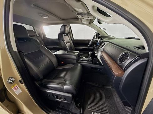 Used 2019 Toyota Tundra Limited w/ Limited Premium Package image 24