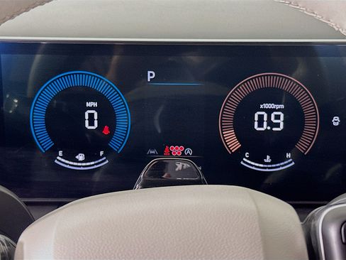 Used 2025 Hyundai Santa Fe SEL image 19