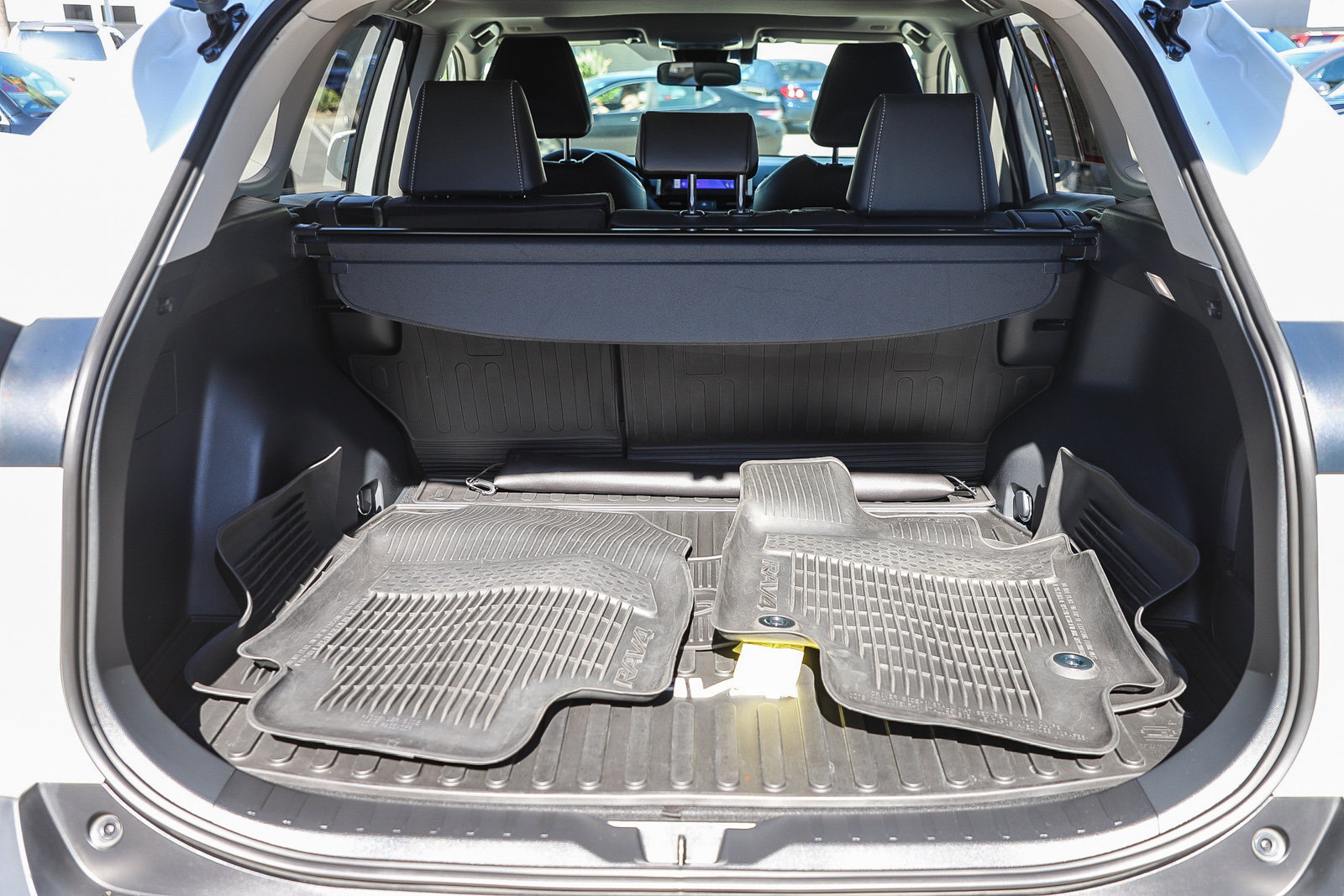 Certified 2023 Toyota RAV4 XLE Premium AWD/4WD image 25