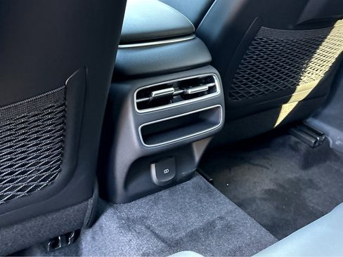 New 2026 Genesis GV70 2.5T Advanced image 24