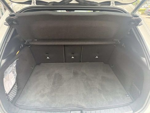 Used 2025 Mercedes-Benz GLA 250 image 8