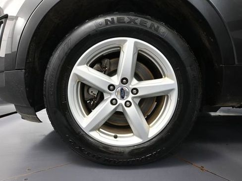 Used 2017 Ford Explorer XLT AWD/4WD image 15