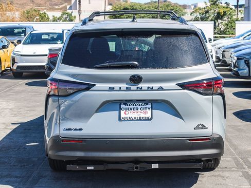 New 2026 Toyota Sienna XLE Woodland Edition AWD/4WD image 8
