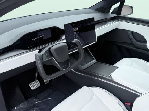 Used 2022 Tesla Model X Plaid AWD/4WD image 34