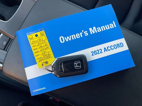 Used 2022 Honda Accord Sport image 4
