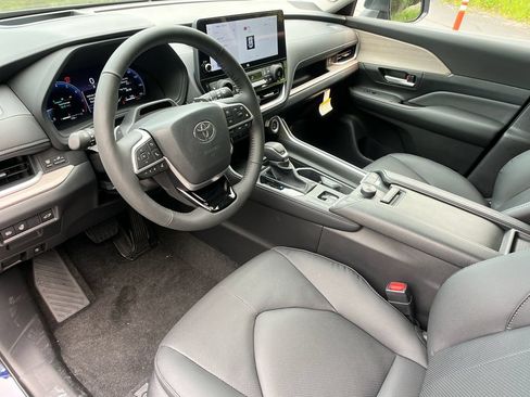 New 2026 Toyota Grand Highlander AWD image 11